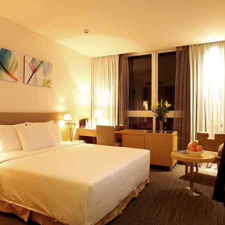 Quarantine Hotel - Liberty Central Saigon Centre Hotel Thành Pho Ho Chí Minh Esterno foto
